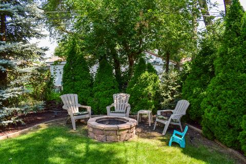 2064 Pratt Ave, Des Plaines, IL 60018 photo 24