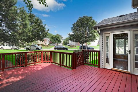 1547 Della Dr, Hoffman Estates, IL 60169 photo 21