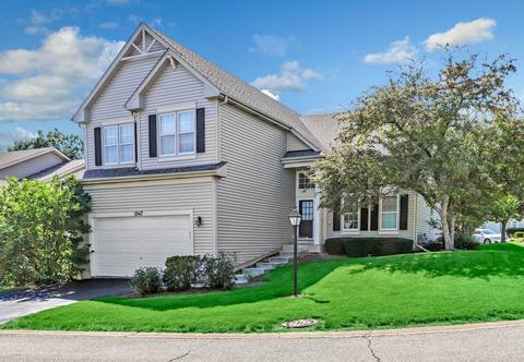1547 Della Dr, Hoffman Estates, IL 60169 photo 1