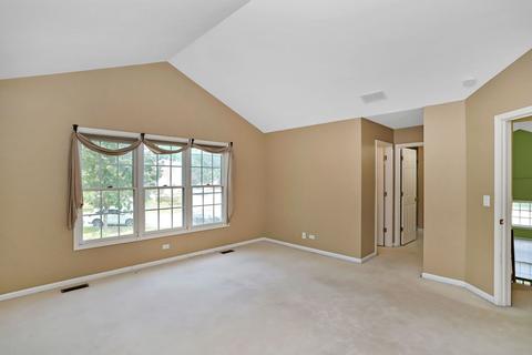 1547 Della Dr, Hoffman Estates, IL 60169 photo 8