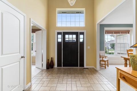 9006 Daniel Ln, Spring Grove, IL 60081 photo 2
