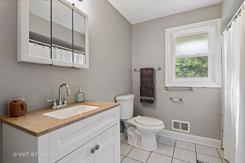 9302 Harding Ave, Evanston, IL 60203 photo 16
