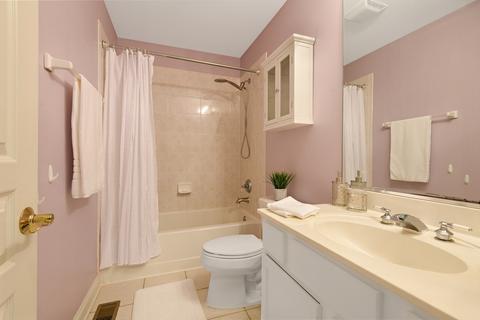 2452 Violet St, Glenview, IL 60026 photo 14