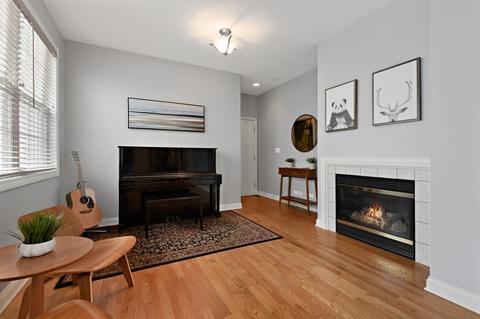 2452 Violet St, Glenview, IL 60026 photo 8