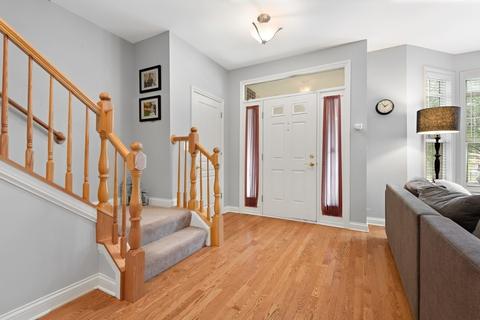 2452 Violet St, Glenview, IL 60026 photo 2