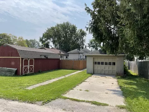116 E 3rd St, Oglesby, IL 61348 photo 6