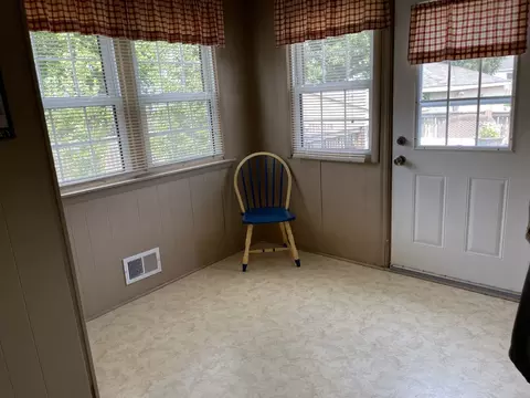 116 E 3rd St, Oglesby, IL 61348 photo 14