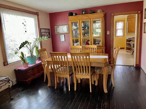 116 E 3rd St, Oglesby, IL 61348 photo 9