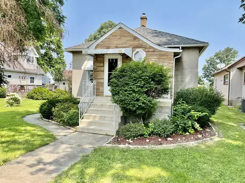 116 E 3rd St, Oglesby, IL 61348 photo 3