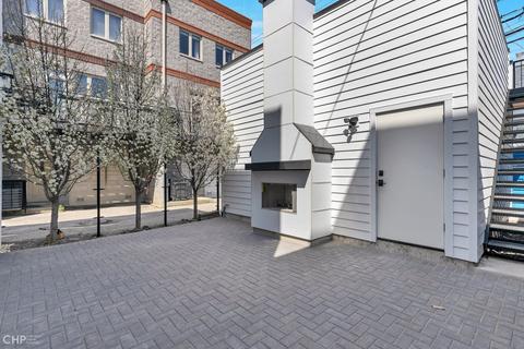 2152 W Huron St, Chicago, IL 60612 photo 55