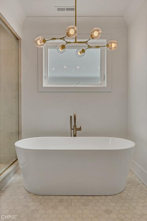 2152 W Huron St, Chicago, IL 60612 photo 35