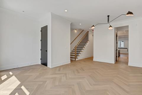 2152 W Huron St, Chicago, IL 60612 photo 3