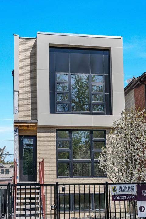 2152 W Huron St, Chicago, IL 60612 photo 1