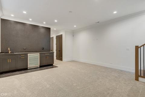 2152 W Huron St, Chicago, IL 60612 photo 21