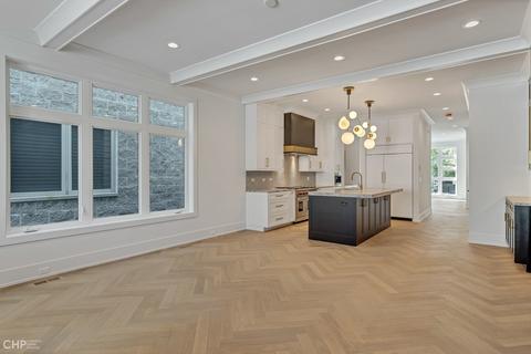 2152 W Huron St, Chicago, IL 60612 photo 10