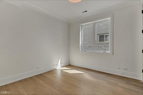 2152 W Huron St, Chicago, IL 60612 photo 40