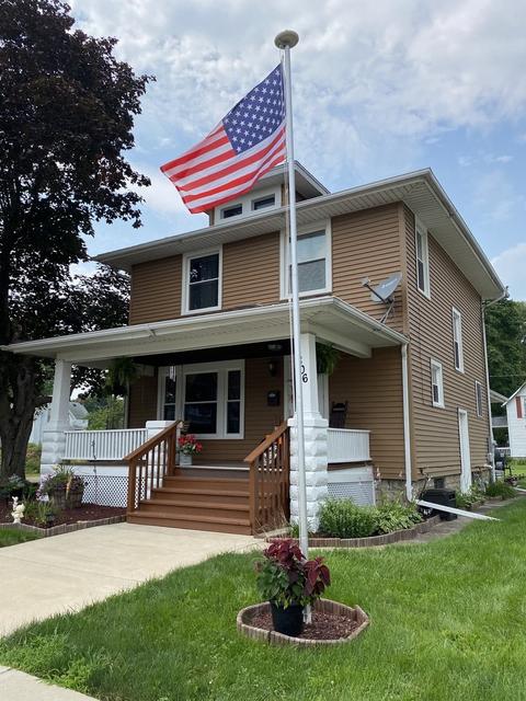 806 E 6th St, Sterling, IL 61081 photo 1