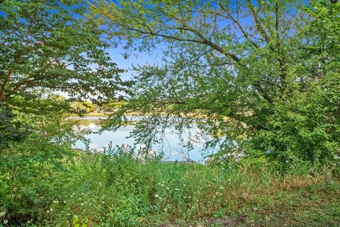 2214 Manor Ln, Mchenry, IL 60051 photo 18