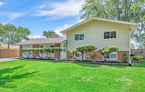 565 E Thacker St, Hoffman Estates, IL 60169 photo 1