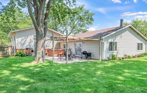 565 E Thacker St, Hoffman Estates, IL 60169 photo 28