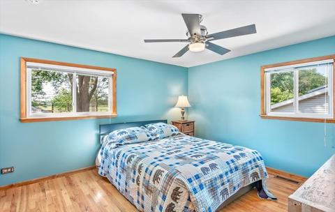 565 E Thacker St, Hoffman Estates, IL 60169 photo 17