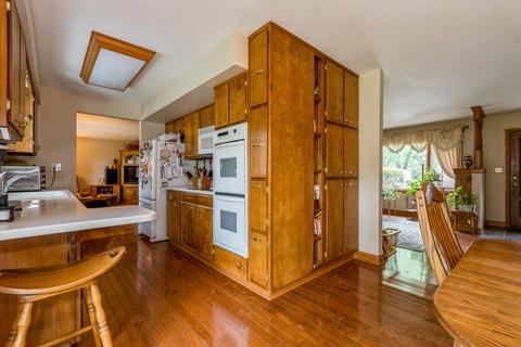 785 Deborah Ave, Elgin, IL 60123 photo 4