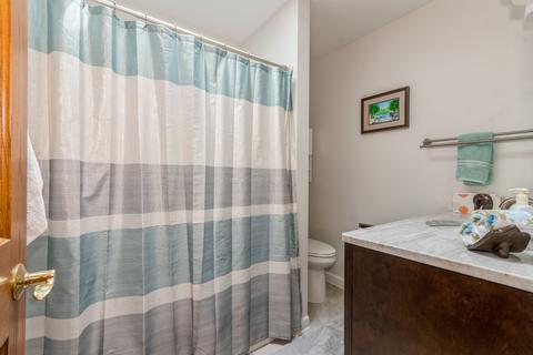 785 Deborah Ave, Elgin, IL 60123 photo 6