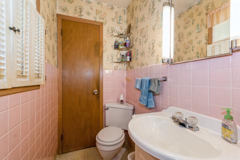 785 Deborah Ave, Elgin, IL 60123 photo 8