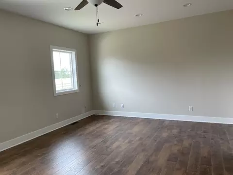1830 Cedar Ln, Peru, IL 61354 photo 8
