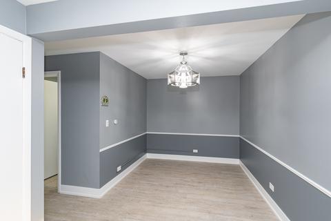 9244 Dee Rd, Des Plaines, IL 60016 photo 14