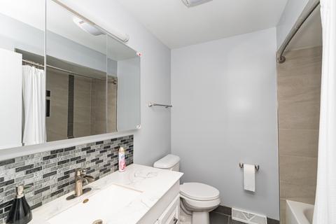 9244 Dee Rd, Des Plaines, IL 60016 photo 7