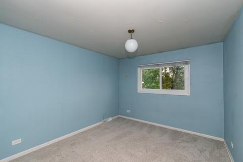 9244 Dee Rd, Des Plaines, IL 60016 photo 8