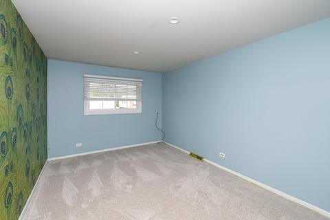 9244 Dee Rd, Des Plaines, IL 60016 photo 6