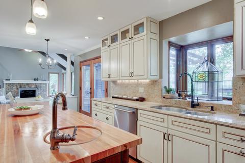 1195 E Gartner Rd, Naperville, IL 60540 photo 13