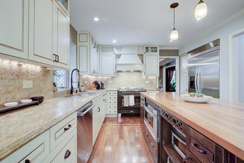 1195 E Gartner Rd, Naperville, IL 60540 photo 10