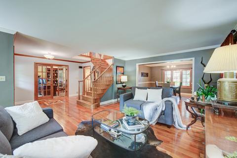 1195 E Gartner Rd, Naperville, IL 60540 photo 4