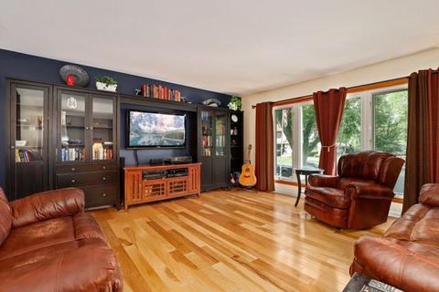 1117 Valley Stream Dr, Wheeling, IL 60090 photo 3