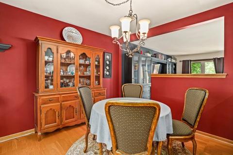 1117 Valley Stream Dr, Wheeling, IL 60090 photo 12