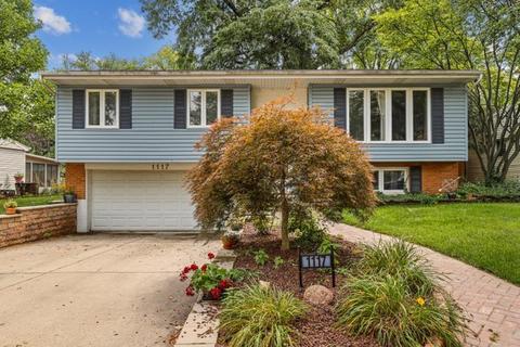 1117 Valley Stream Dr, Wheeling, IL 60090 photo 1