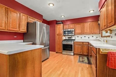 1117 Valley Stream Dr, Wheeling, IL 60090 photo 6