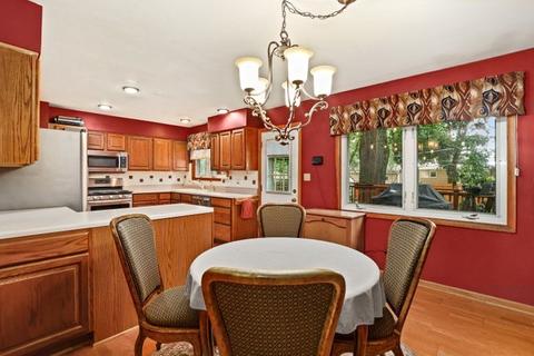 1117 Valley Stream Dr, Wheeling, IL 60090 photo 11