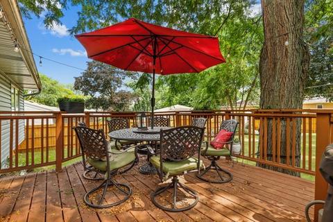1117 Valley Stream Dr, Wheeling, IL 60090 photo 22
