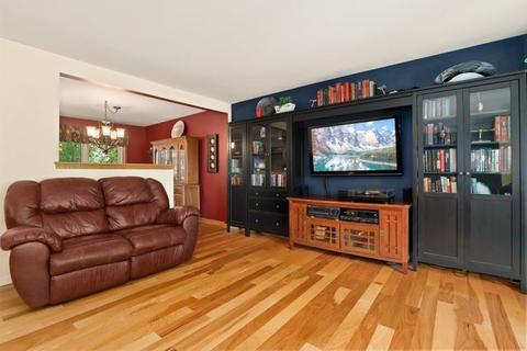 1117 Valley Stream Dr, Wheeling, IL 60090 photo 4
