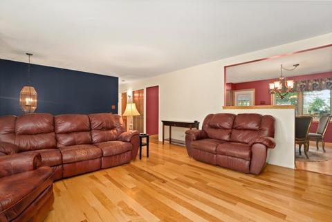 1117 Valley Stream Dr, Wheeling, IL 60090 photo 5