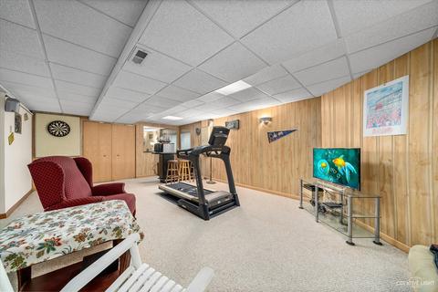 1024 Elma Ave, Elgin, IL 60120 photo 22