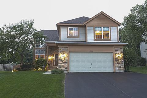 1338 Geneva Ln, Bartlett, IL 60103 photo 1