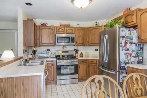 1338 Geneva Ln, Bartlett, IL 60103 photo 9