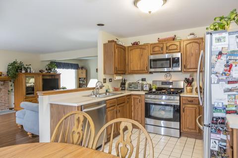 1338 Geneva Ln, Bartlett, IL 60103 photo 10