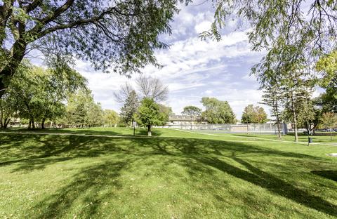 2404 Algonquin Rd #9, Rolling Meadows, IL 60008 photo 14