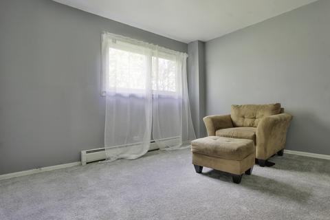 2404 Algonquin Rd #9, Rolling Meadows, IL 60008 photo 9